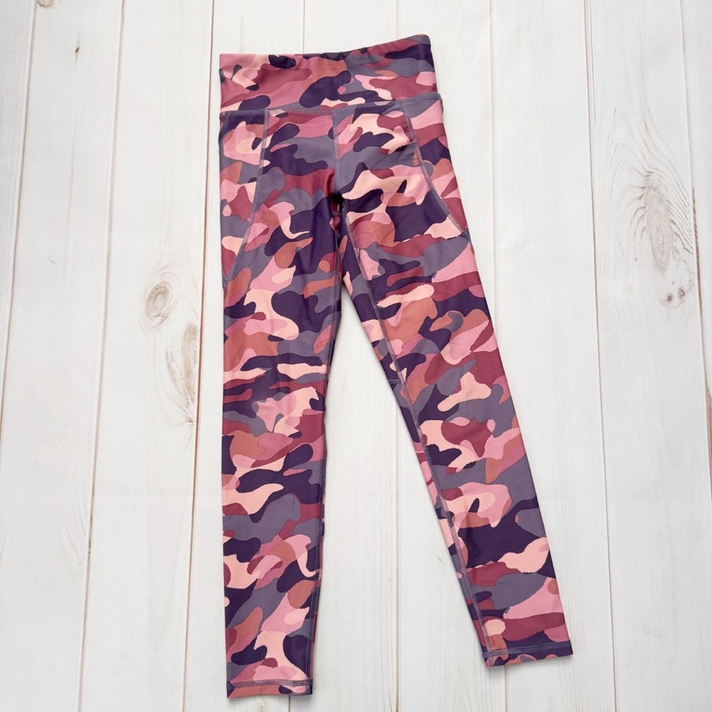 Old Navy Pink Camo Leggings